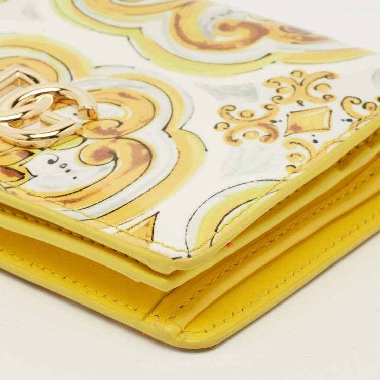 Pre Owned Dolce & Gabbana Yellow Majolica Print Patent and Leather Flap Card Case