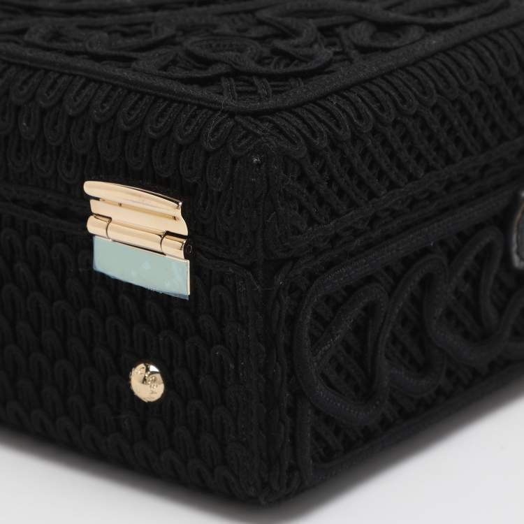 Pre Owned حقيبة كلتش دولتشي أند غابانا صندوقية دانتيل أسود