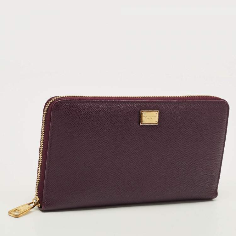 Pre Owned Dolce & Gabbana Logo Purple Leather Zip Around Clutch