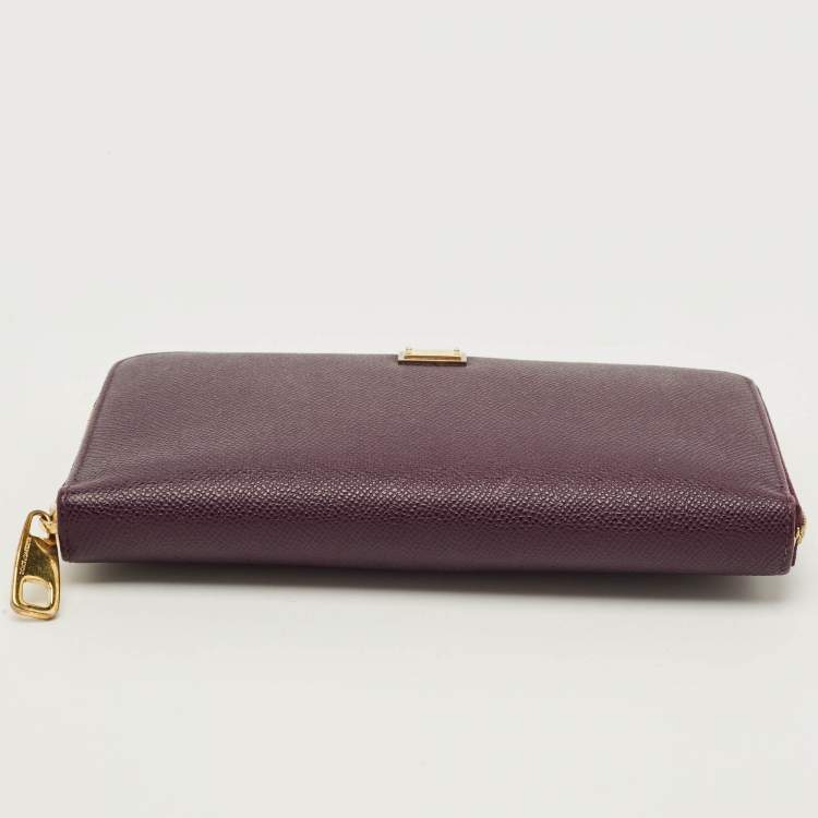 Pre Owned Dolce & Gabbana Logo Purple Leather Zip Around Clutch