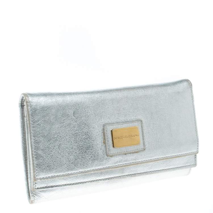 Pre Owned Dolce & Gabbana Silver Leather Continental Wallet