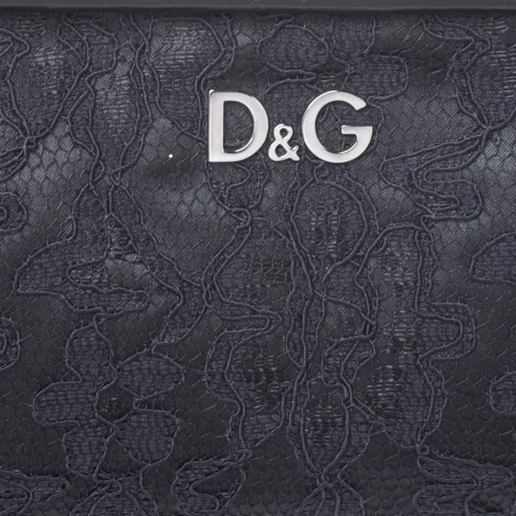 Pre Owned Dolce & Gabbana Black Lace Kiss Lock Clutch