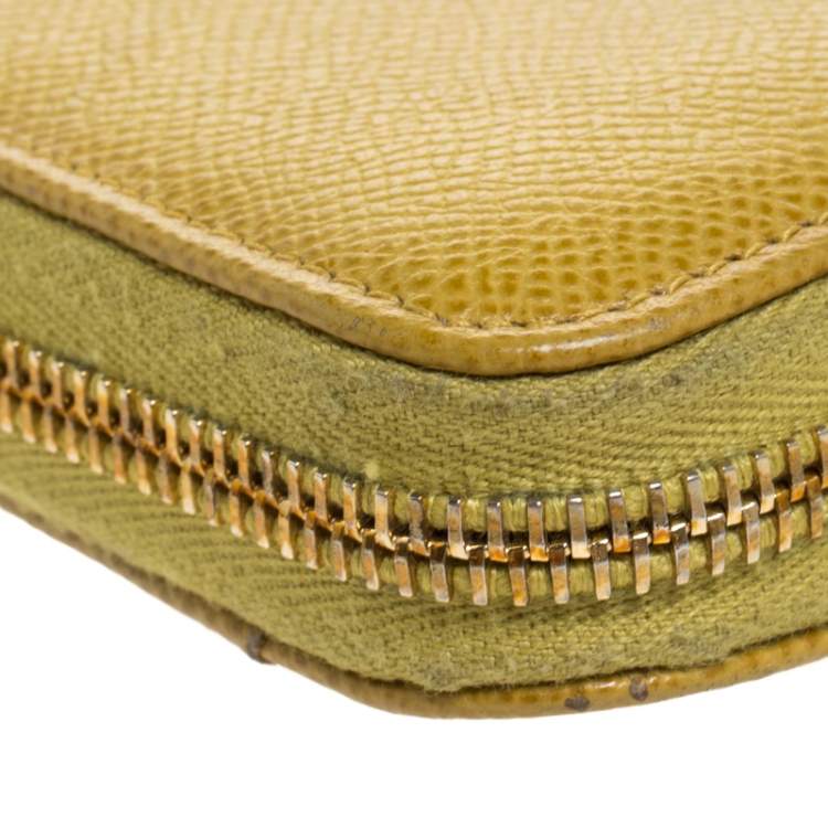 Pre Owned Dolce & Gabbana Paglia Yellow Leather Strappy Zip Around Wallet