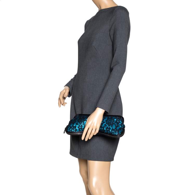 Pre Owned Dolce & Gabbana Black/Blue Satin and Lace Gilda Kiss Lock Clutch