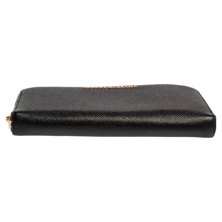 Pre Owned Dolce & Gabbana Black Leather Zip Around  Wallet