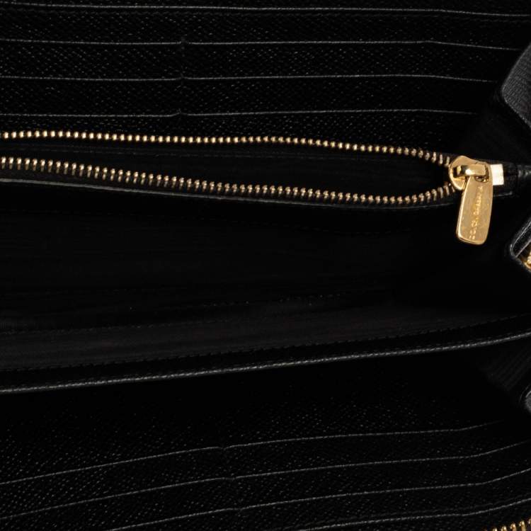 Pre Owned Dolce & Gabbana Black Leather Zip Around  Wallet