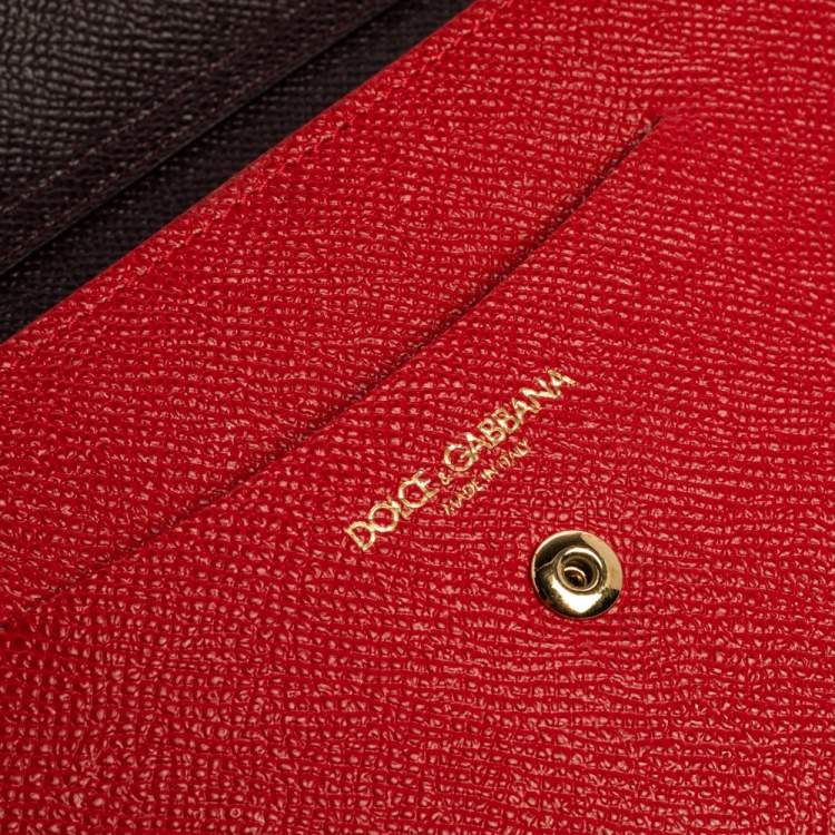 Pre Owned Dolce & Gabbana Red Grained Leather DG Logo Flap Chain Clutch
