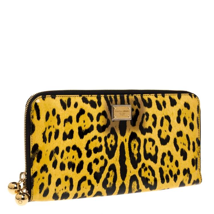 Pre Owned Dolce & Gabbana Yellow/Black Leopard Print Patent Leather Zipped Clutch
