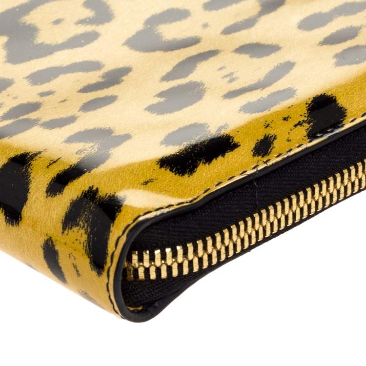 Pre Owned Dolce & Gabbana Yellow/Black Leopard Print Patent Leather Zipped Clutch