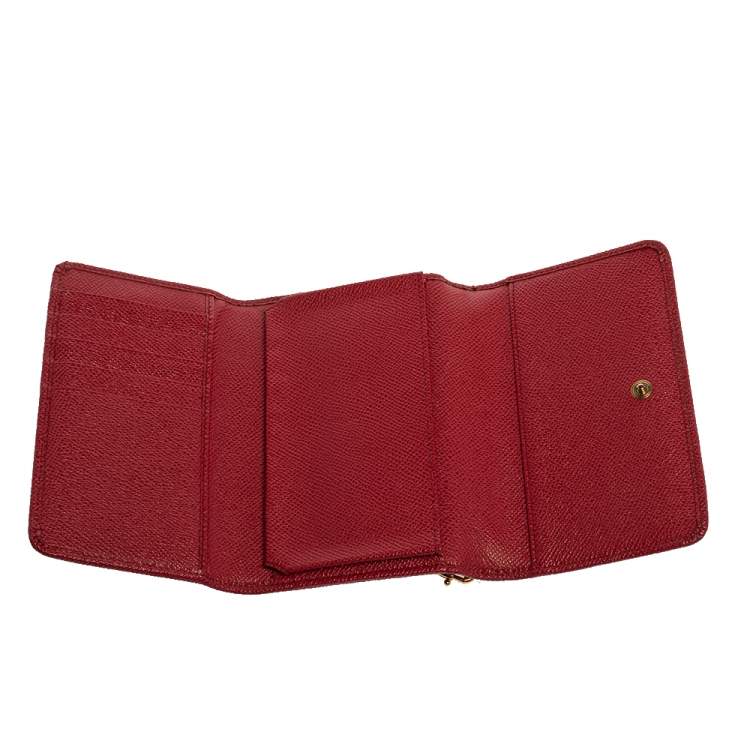 Pre Owned Dolce & Gabbana Red Leather Sicily Von Wallet on Chain