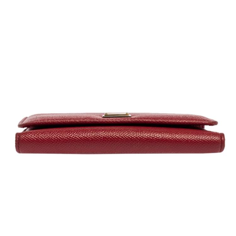 Pre Owned Dolce & Gabbana Red Leather Sicily Von Wallet on Chain