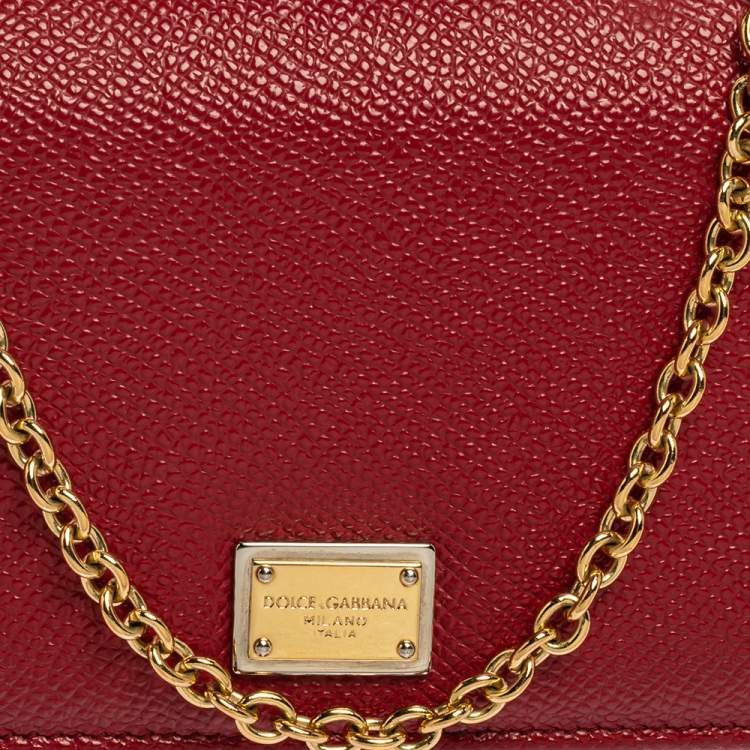 Pre Owned Dolce & Gabbana Red Leather Sicily Von Wallet on Chain
