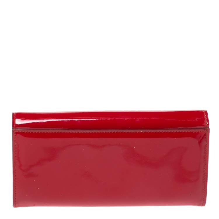 Pre Owned Dolce & Gabbana Red Patent Leather Dauphine Continental Wallet