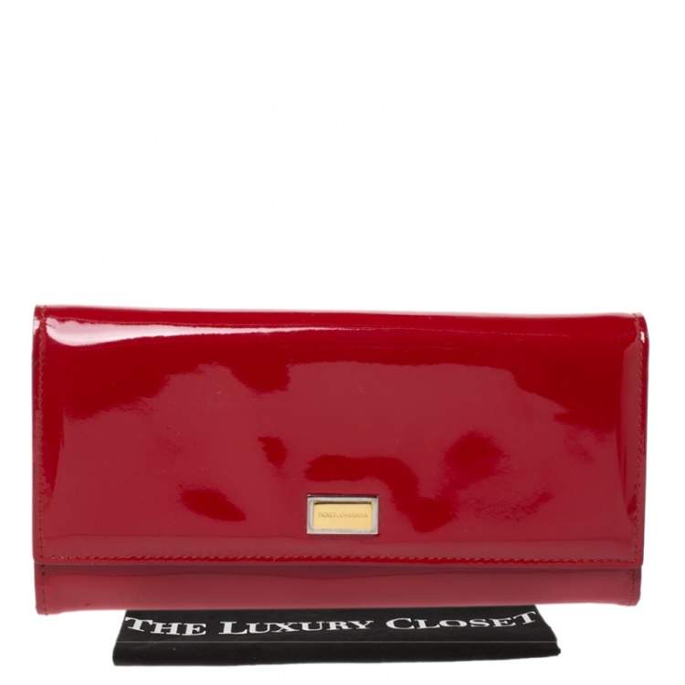 Pre Owned Dolce & Gabbana Red Patent Leather Dauphine Continental Wallet