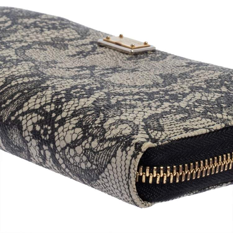 Pre Owned Dolce & Gabbana Black/White Lace Print Leather Zip Around  Wallet