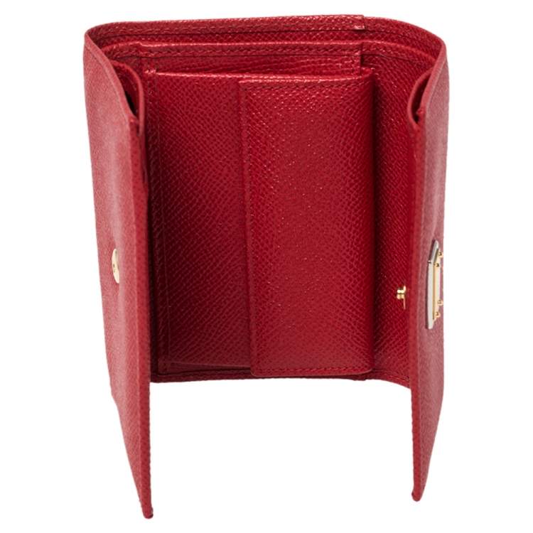 Pre Owned Dolce & Gabbana Red Leather Trifold Wallet 