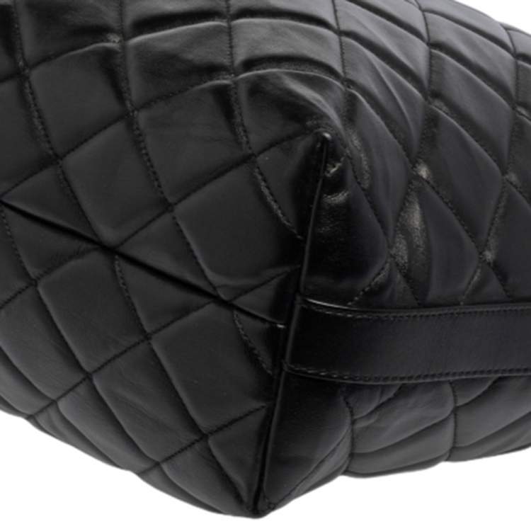 Pre Owned Dolce & Gabbana Black Quilted Leather Chain Shopper Tote