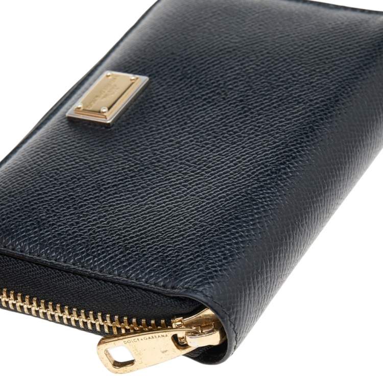 Pre Owned Dolce & Gabbana Black Leather Zip Around Wallet
