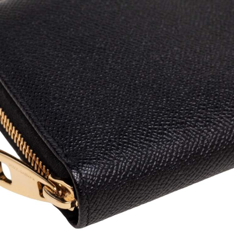 Pre Owned Dolce & Gabbana Black Leather Zip Around Continental Wallet