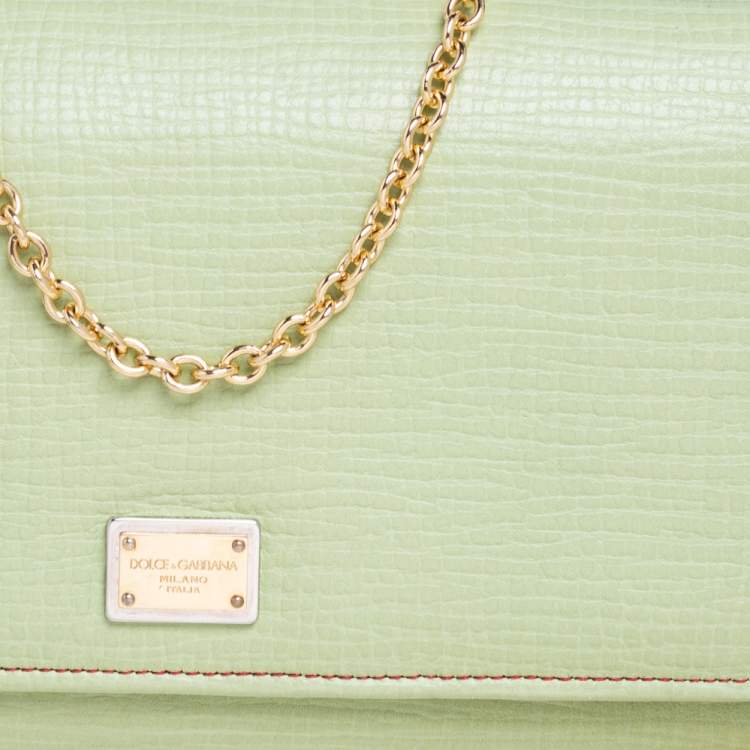 Pre Owned Dolce & Gabbana Green Leather Miss Sicily Von Wallet on Chain