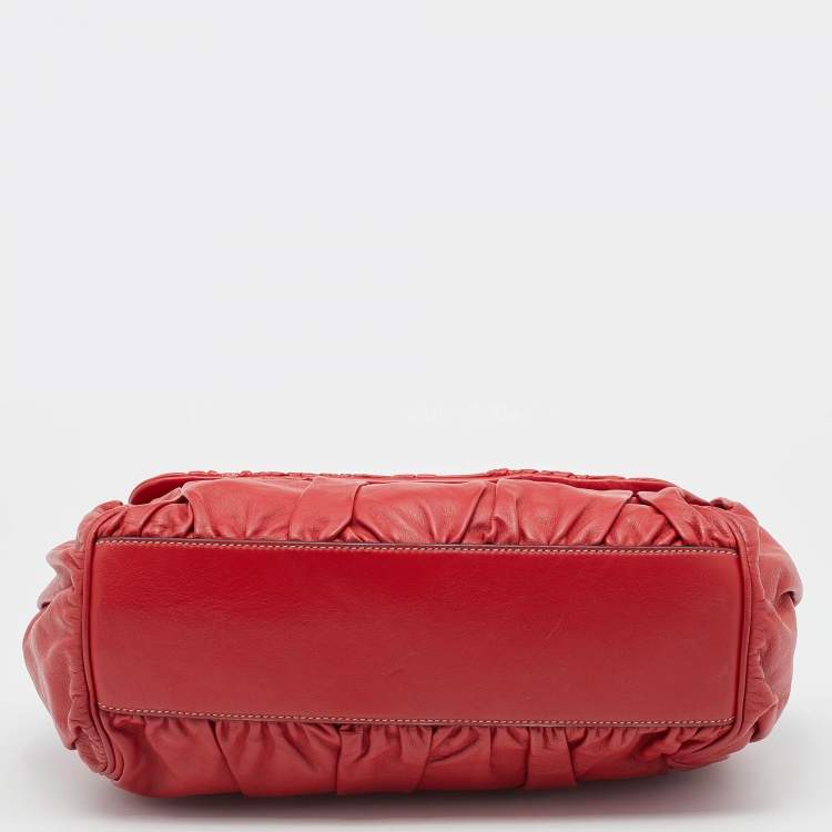 Pre Owned Dolce & Gabbana Red Pleated Leather Large Miss Sicily Top Handle Bag