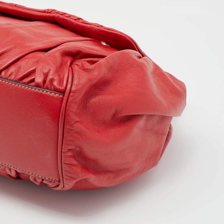 Pre Owned Dolce & Gabbana Red Pleated Leather Large Miss Sicily Top Handle Bag
