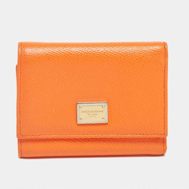 مملوكة مسبقًا Dolce & Gabbana Orange Leather Trifold Compact Wallet