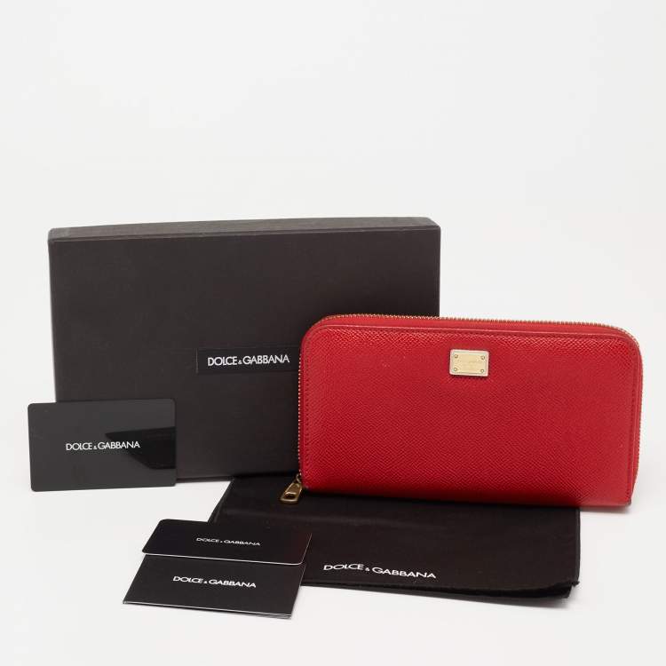 مملوكة مسبقًا Dolce & Gabbana Red Leather Zip Around Wallet