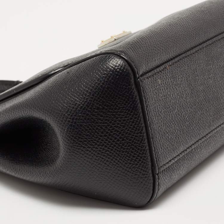 مملوكة مسبقًا Dolce & Gabbana Black Leather Small Miss Sicily Top Handle Bag