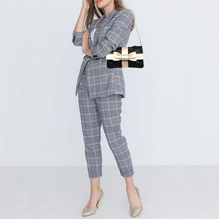 مملوكة مسبقًا Dolce and Gabbana Black/Beige Satin Bow Chain Clutch