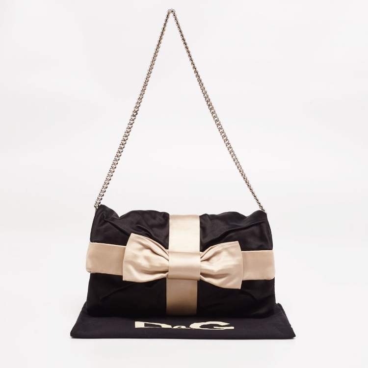مملوكة مسبقًا Dolce and Gabbana Black/Beige Satin Bow Chain Clutch