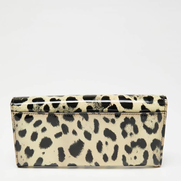 Pre Owned Dolce & Gabbana Beige/Black Leopard Print Patent Leather Continental Wallet