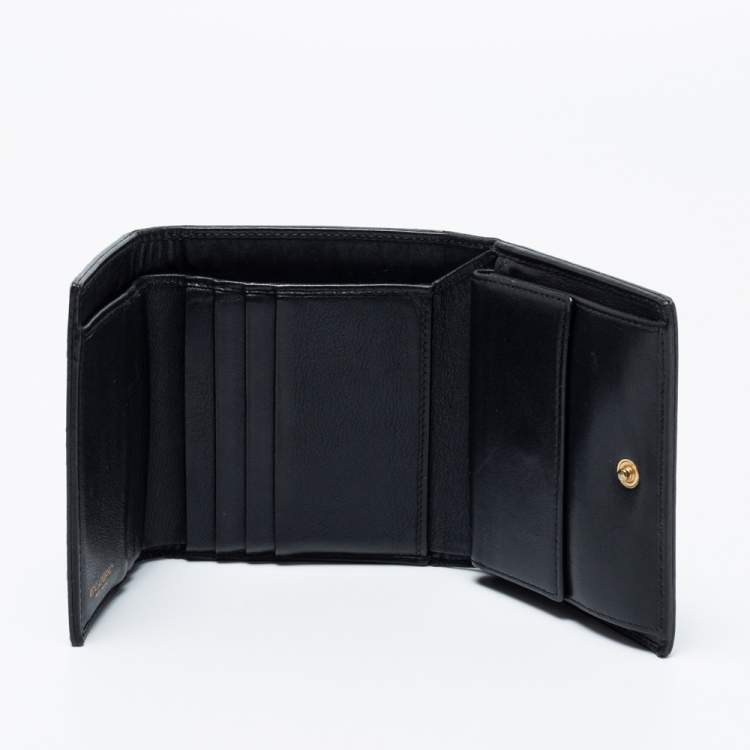 Pre Owned Dolce & Gabbana Purple Leopard Print Patent Leather Trifold Wallet