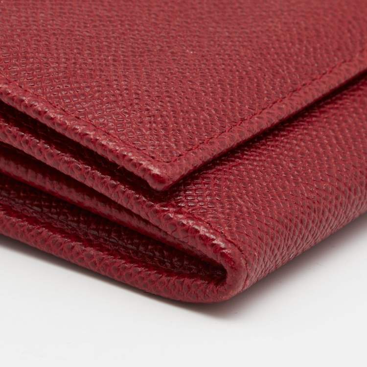 Pre Owned Dolce & Gabbana Red Leather Dauphine Continental Wallet