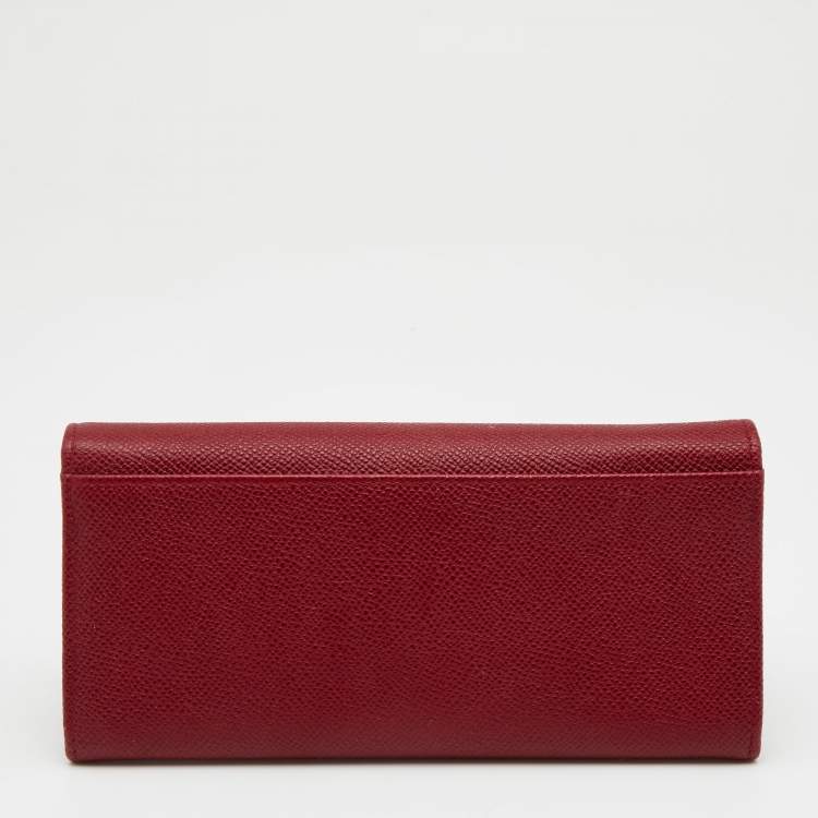 Pre Owned Dolce & Gabbana Red Leather Dauphine Continental Wallet