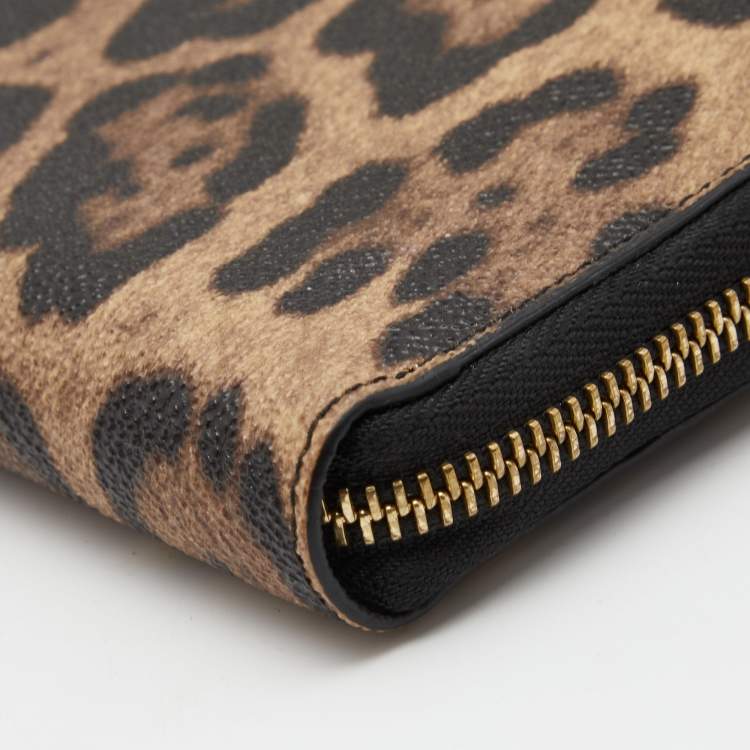 Pre Owned Dolce & Gabbana Beige/Brown Leopard Print Coated Canvas Zip Around Wallet