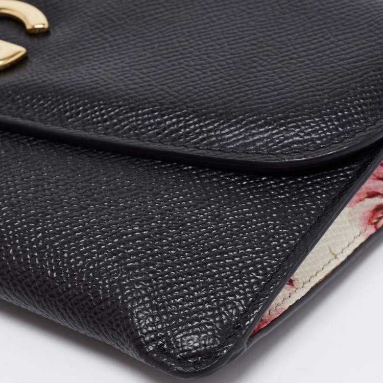 Pre Owned Dolce & Gabbana Black Leather DG Logo Chain Clutch
