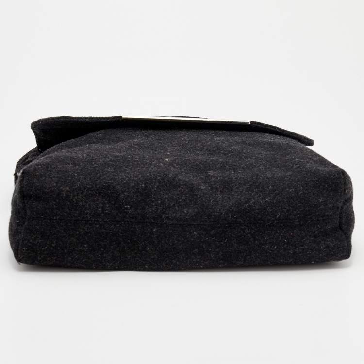 Pre Owned Dolce & Gabbana Black Felt Flap Shoulder Bag