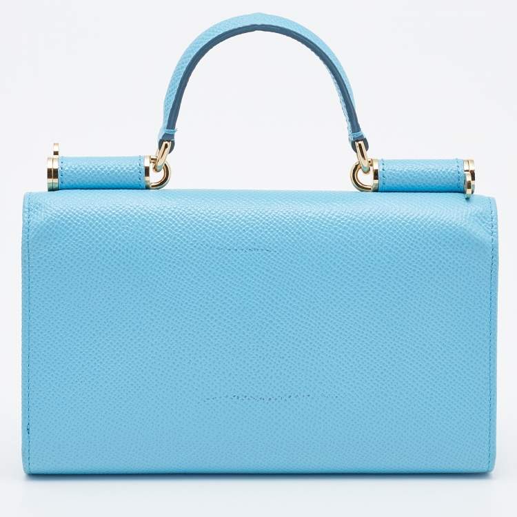 مملوكة مسبقًا Dolce & Gabbana Blue Leather Miss Sicily Von Wallet on Chain