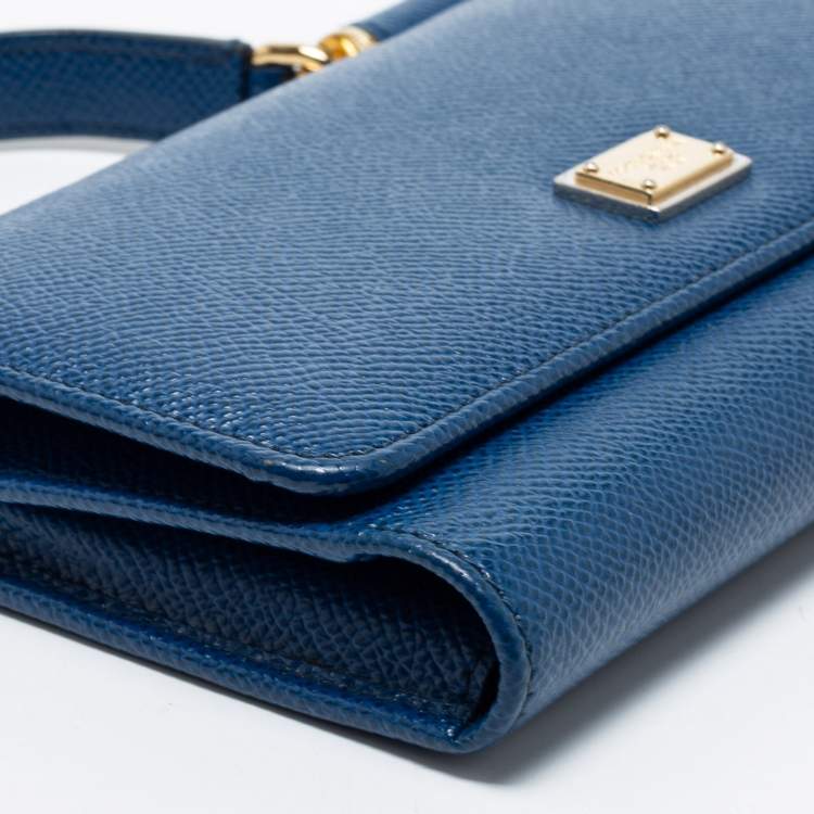 مملوكة مسبقًا Dolce & Gabbana Navy Blue Leather Miss Sicily Von Wallet on Chain