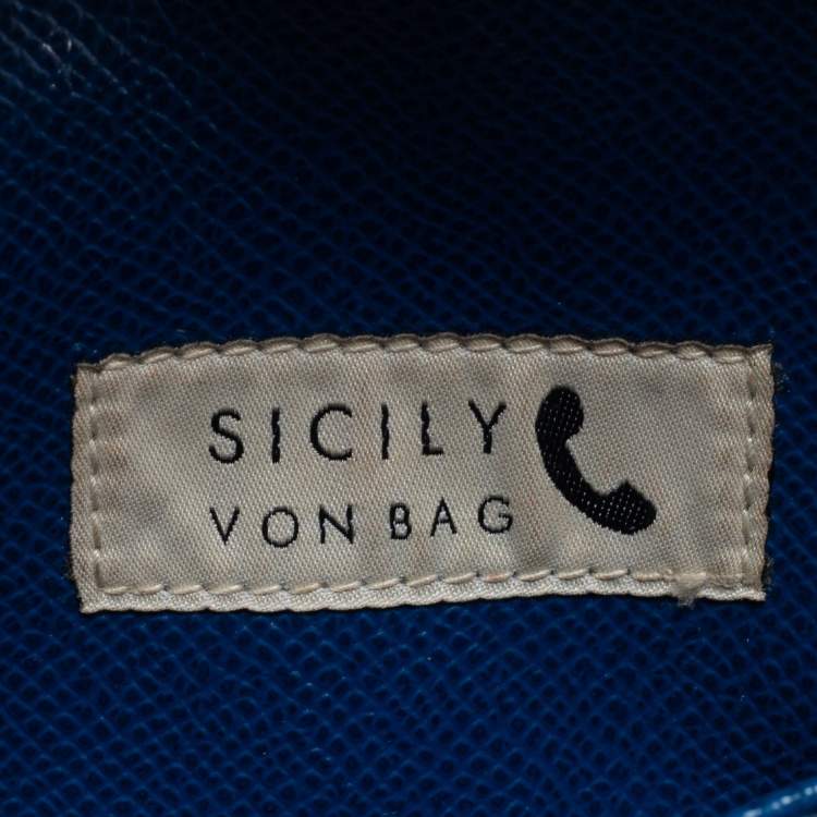 مملوكة مسبقًا Dolce & Gabbana Navy Blue Leather Miss Sicily Von Wallet on Chain