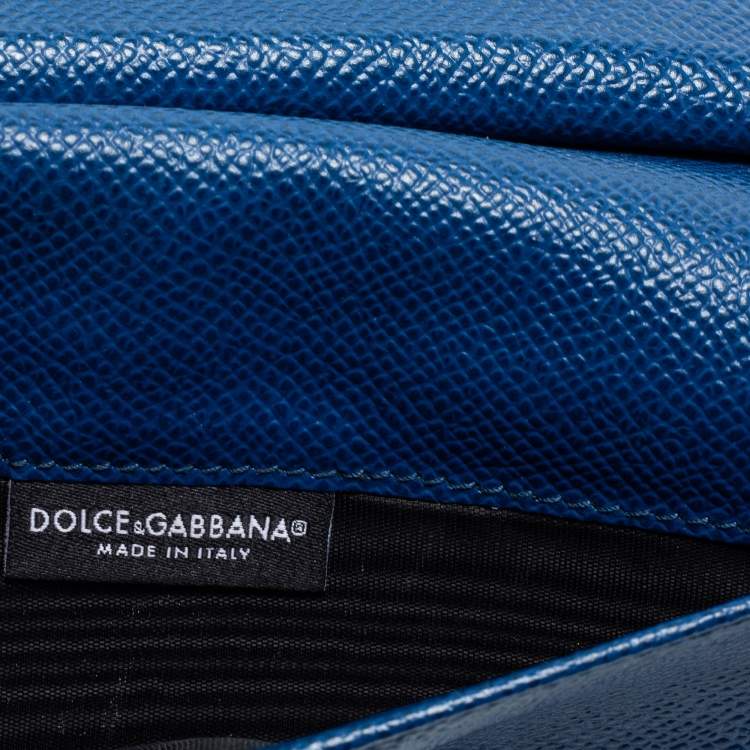 مملوكة مسبقًا Dolce & Gabbana Navy Blue Leather Miss Sicily Von Wallet on Chain
