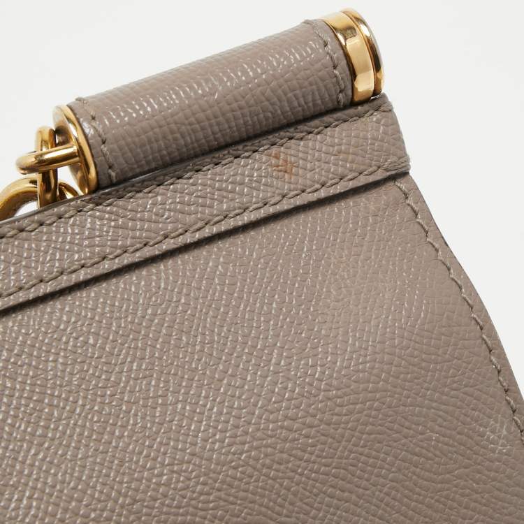 مملوكة مسبقًا Dolce & Gabbana Beige Leather Medium Miss Sicily Top Handle Bag