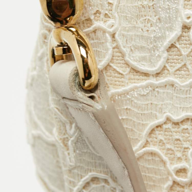 مملوكة مسبقًا Dolce & Gabbana White/Beige Lace Miss Sicily Top Handle Bag