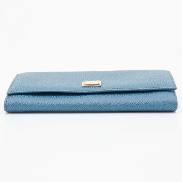 مملوكة مسبقًا Dolce & Gabbana Blue Leather Dauphine Flap Continental Wallet