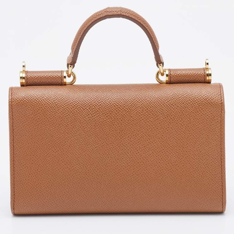 مملوكة مسبقًا Dolce & Gabbana Brown Leather Miss Sicily Von Wallet on Chain