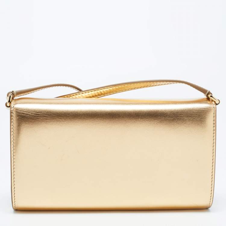 Pre Owned Dolce & Gabbana Gold Glossy Leather DG Logo Shoulder Bag