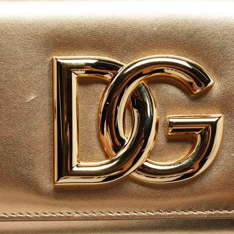 Pre Owned Dolce & Gabbana Gold Glossy Leather DG Logo Shoulder Bag