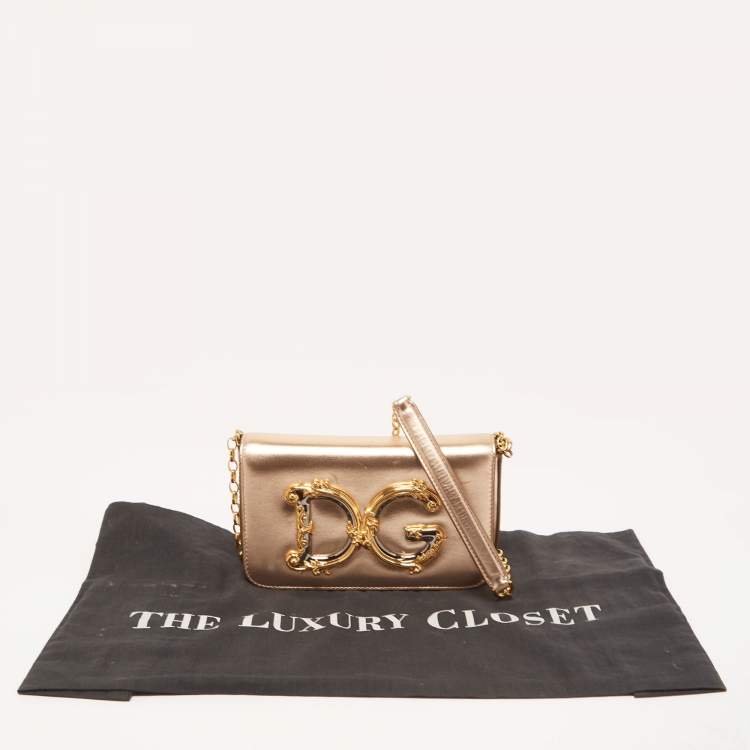 مملوكة مسبقًا Dolce & Gabbana Gold Leather Small DG Girls Shoulder Bag