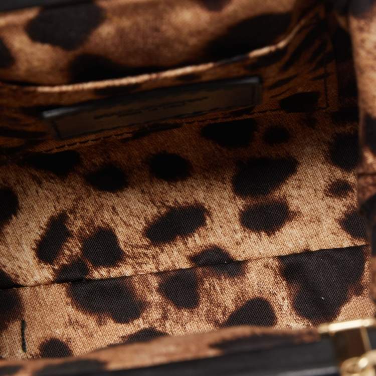 مملوكة مسبقًا Dolce & Gabana Black Leather Kiss Lock Frame Chain Clutch
